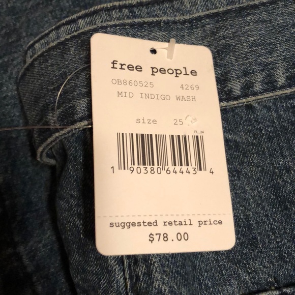 FREE PEOPLE Size 25 "Mid Indigo Wash" Belted Denim Skirt Mini Classic $78 NEW - Picture 13 of 13
